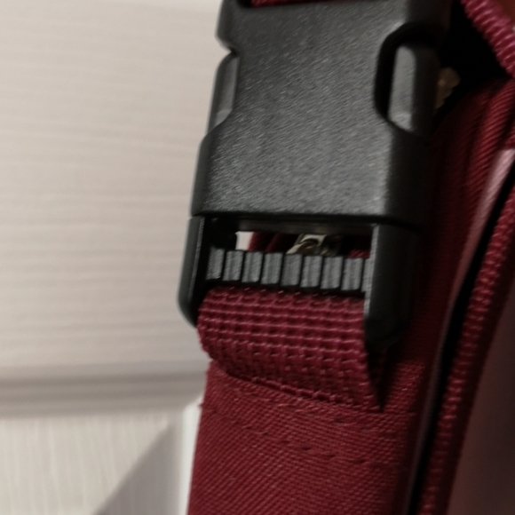 Mini Pink Messenger Bag - Picture 4 of 6